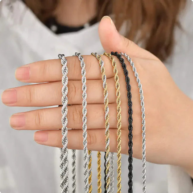 Eternal Twist | Premium Stainless Steel Rope Chain Necklace - 18K Gold Plated & Midnight Black