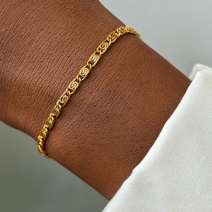 Geometric Chain Bracelet | 18K Gold Plated Stainless Steel